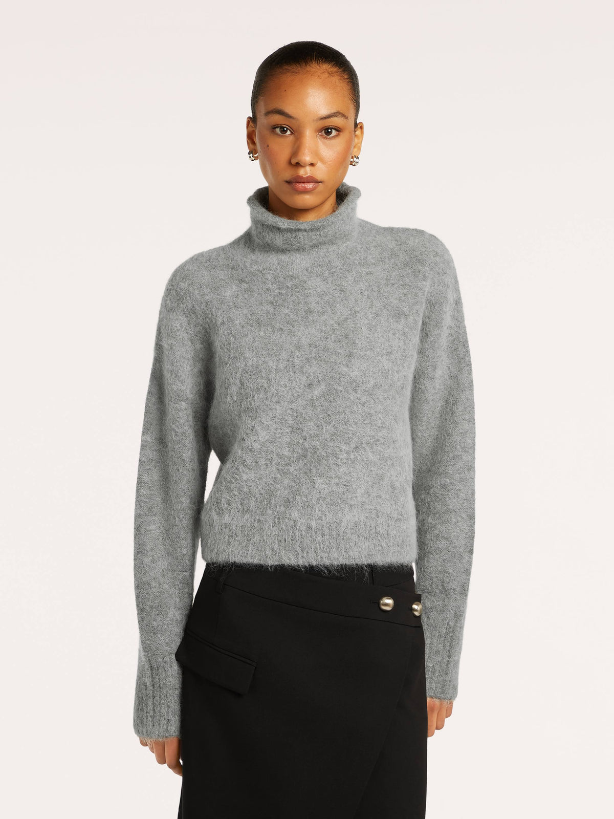 Angela Pullover