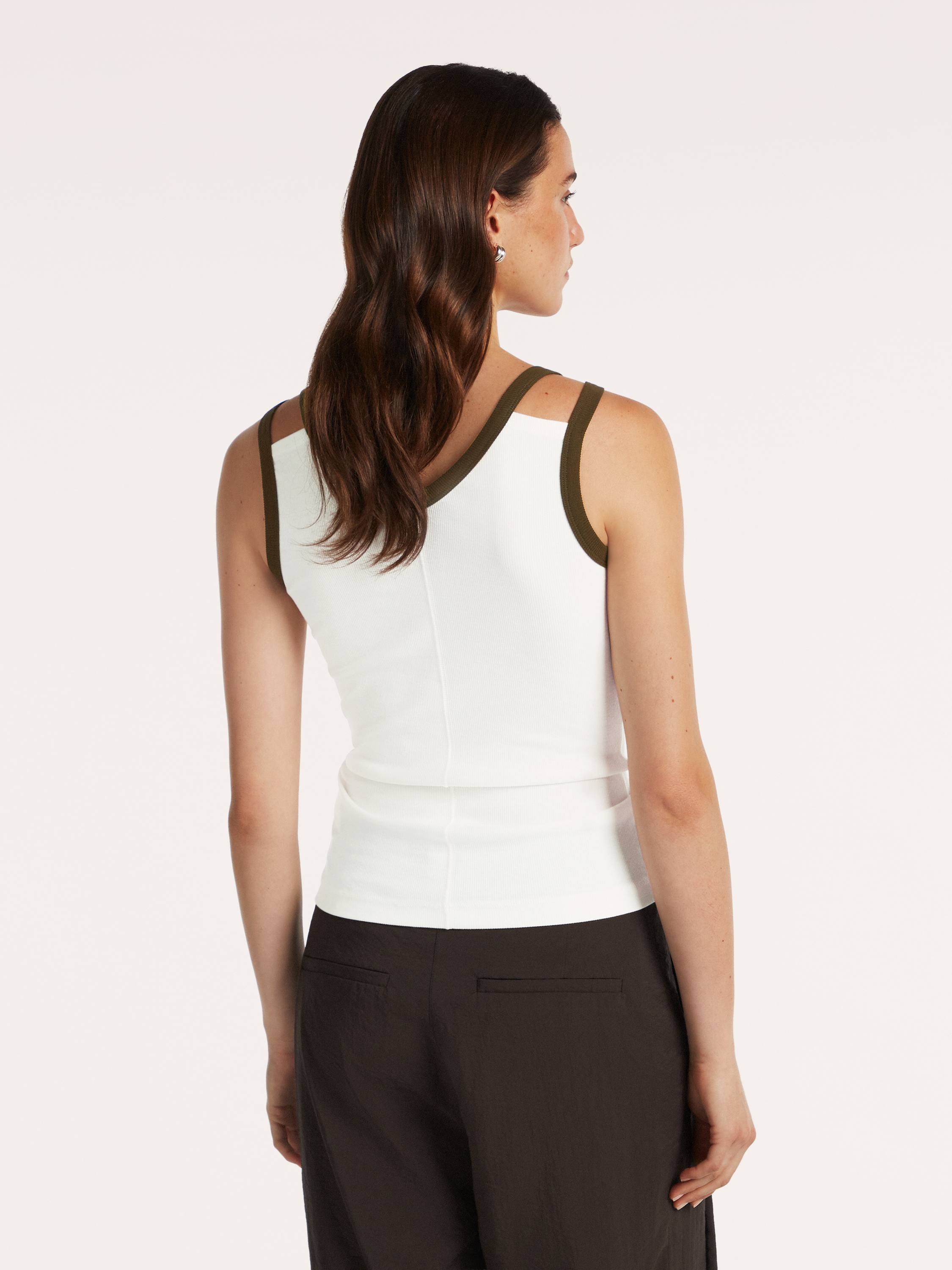Dax Singlet