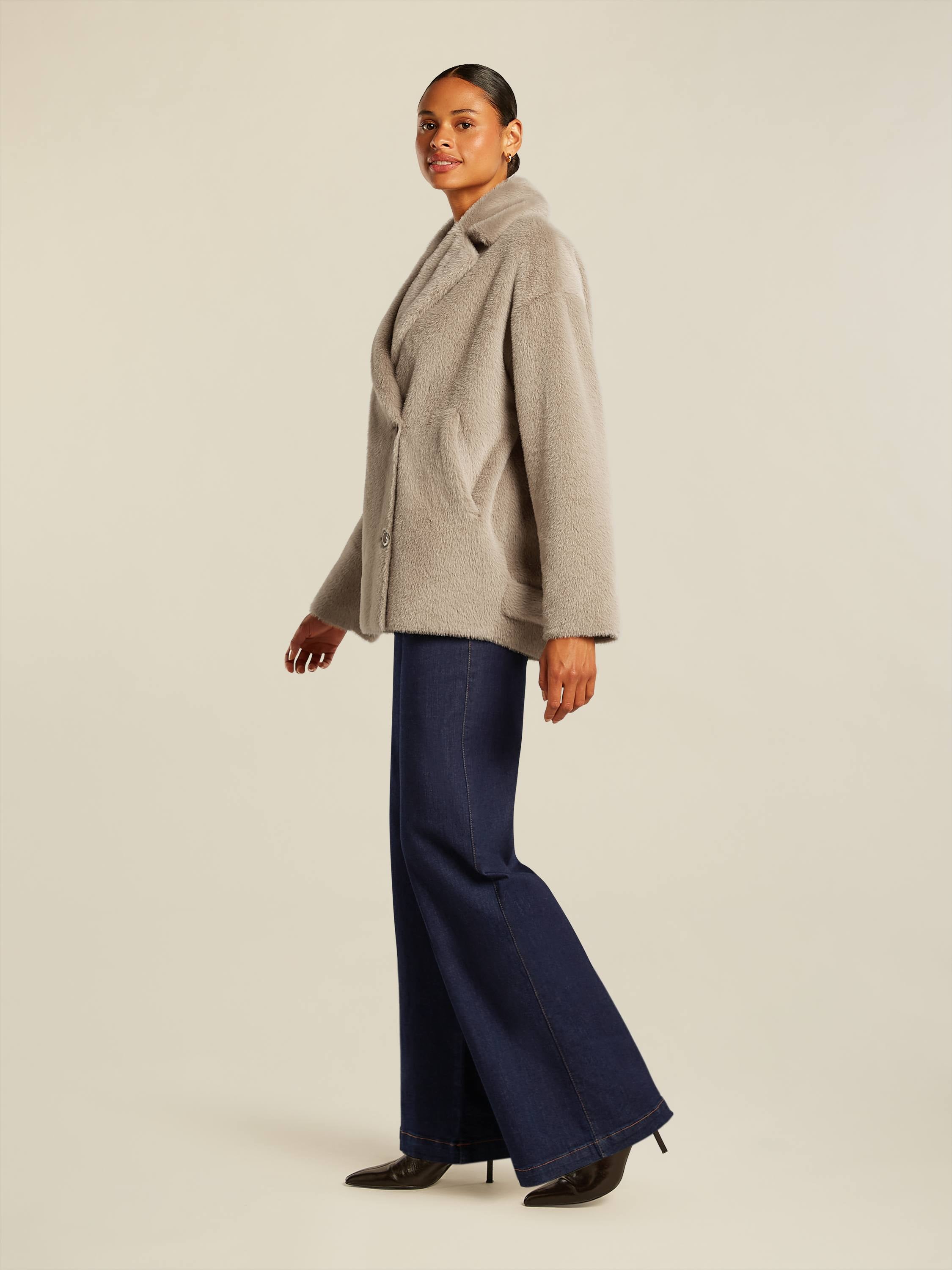 Gemmy Short Coat