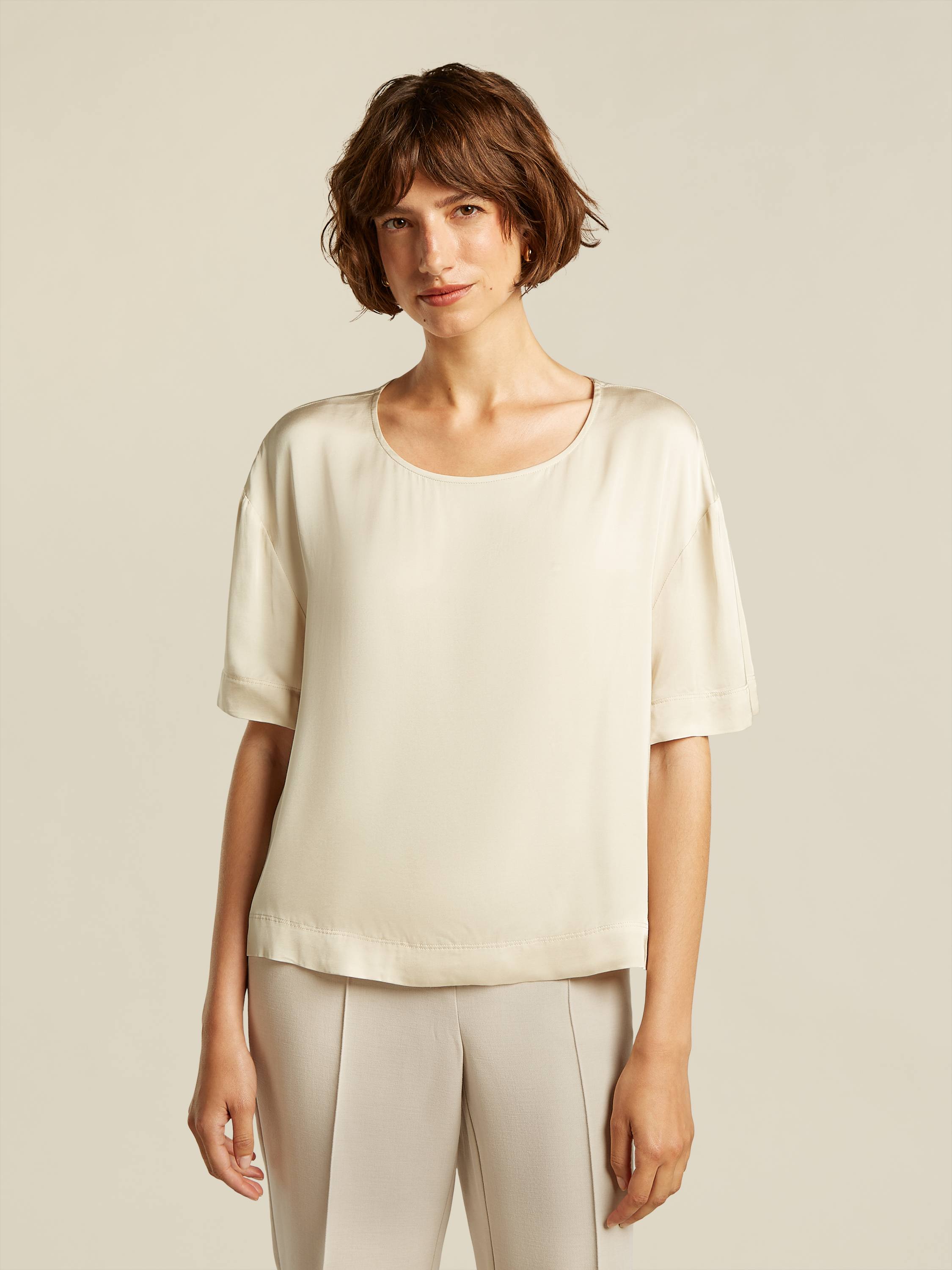 Glowy Blouse