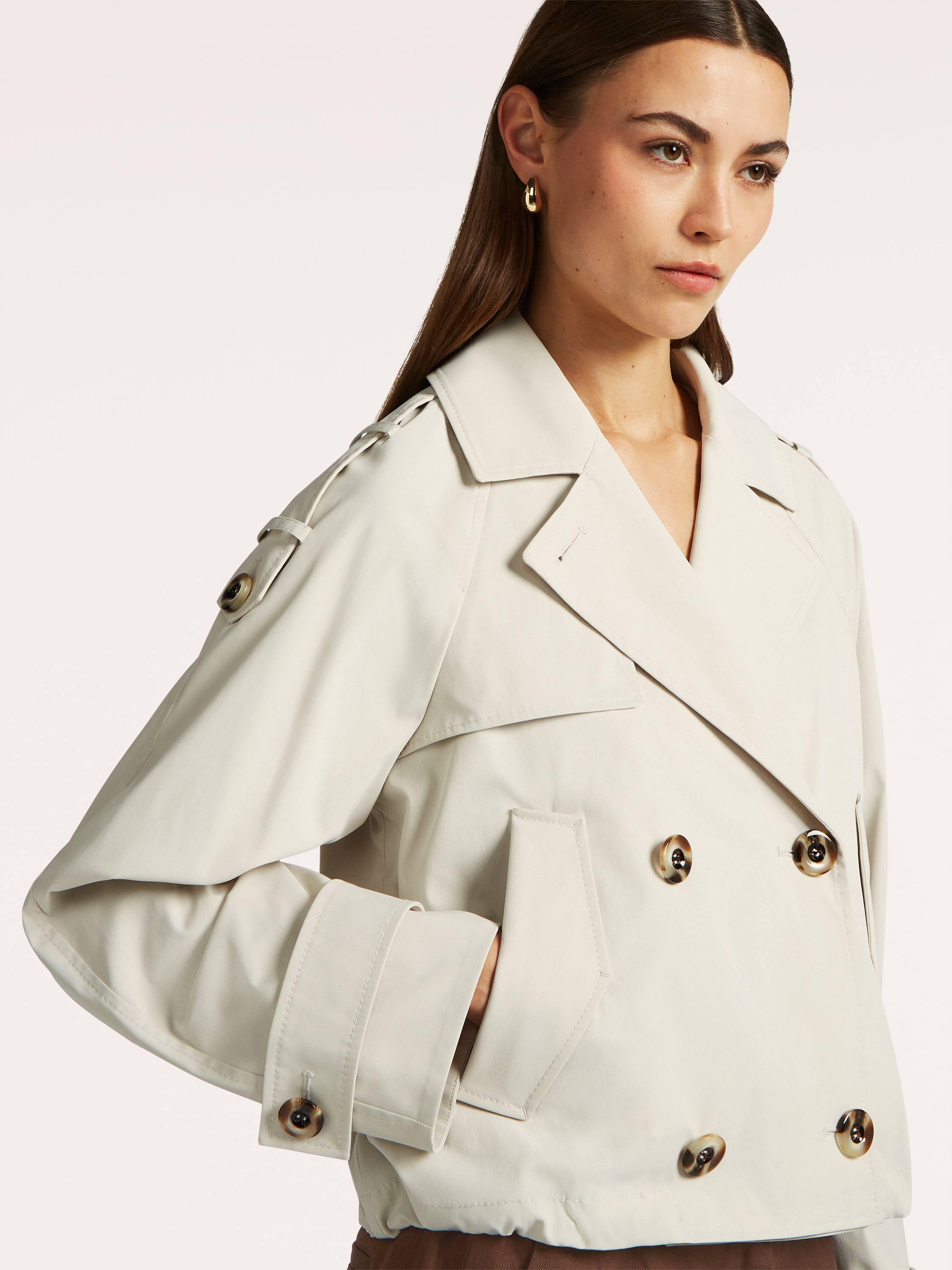 Joanny Short Trench