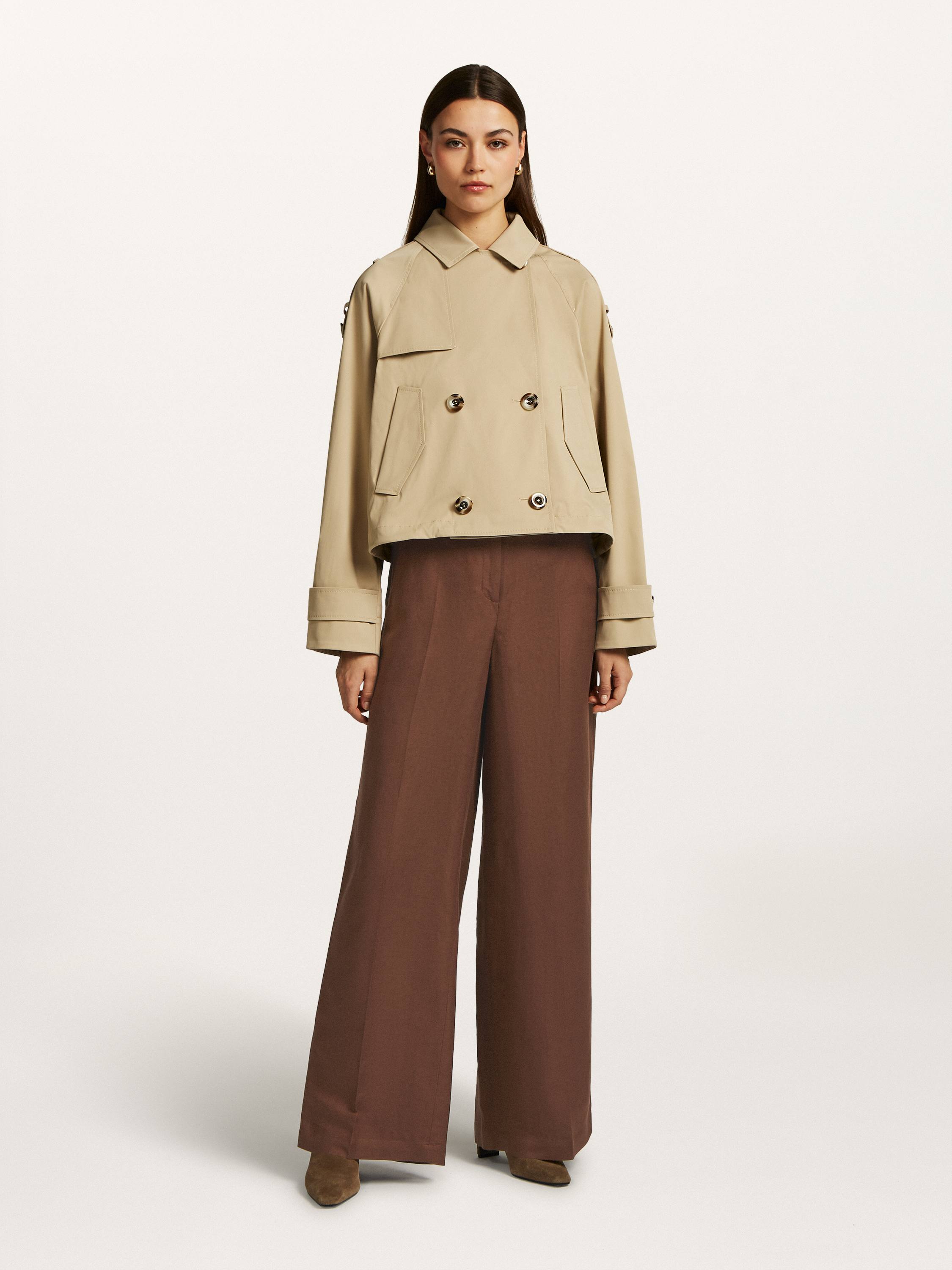 Joanny Short Trench