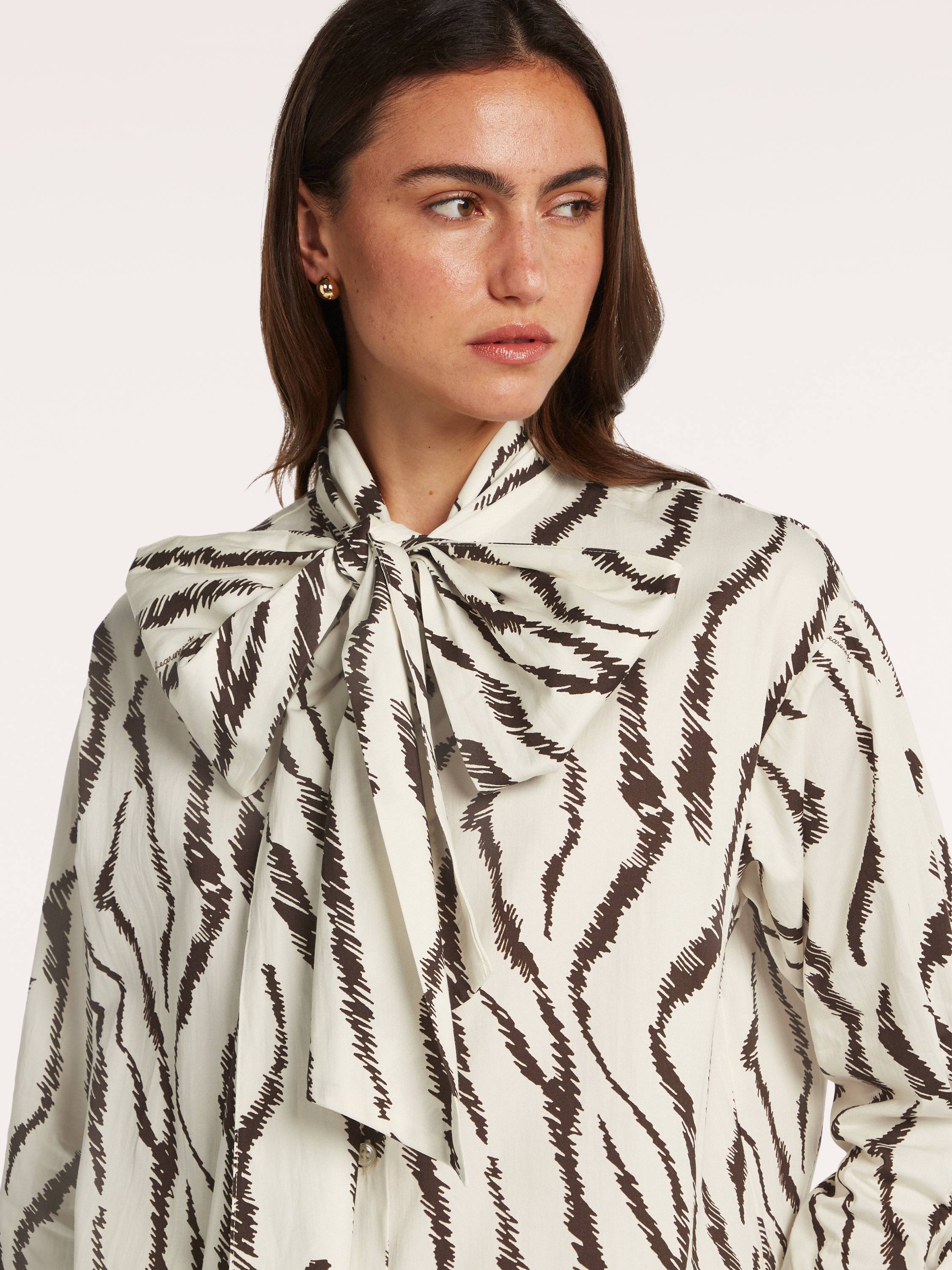 Lianne Blouse