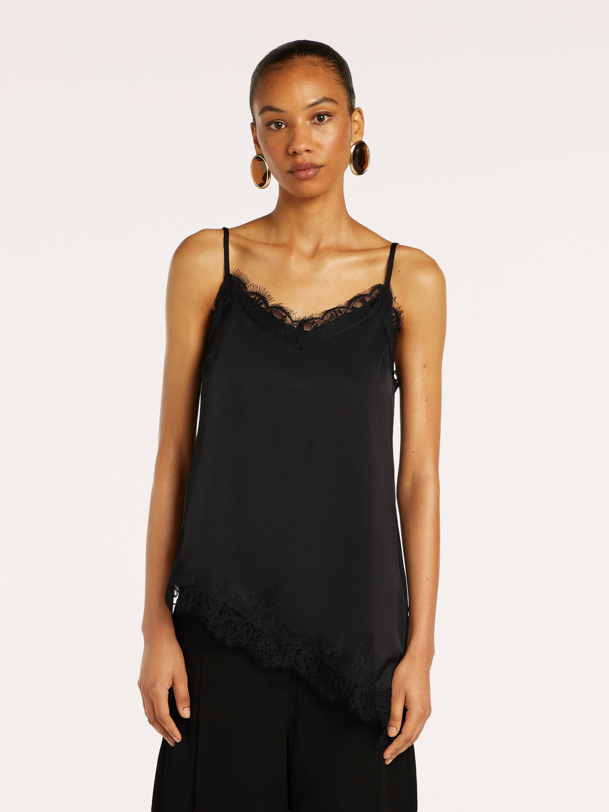 Nella Singlet