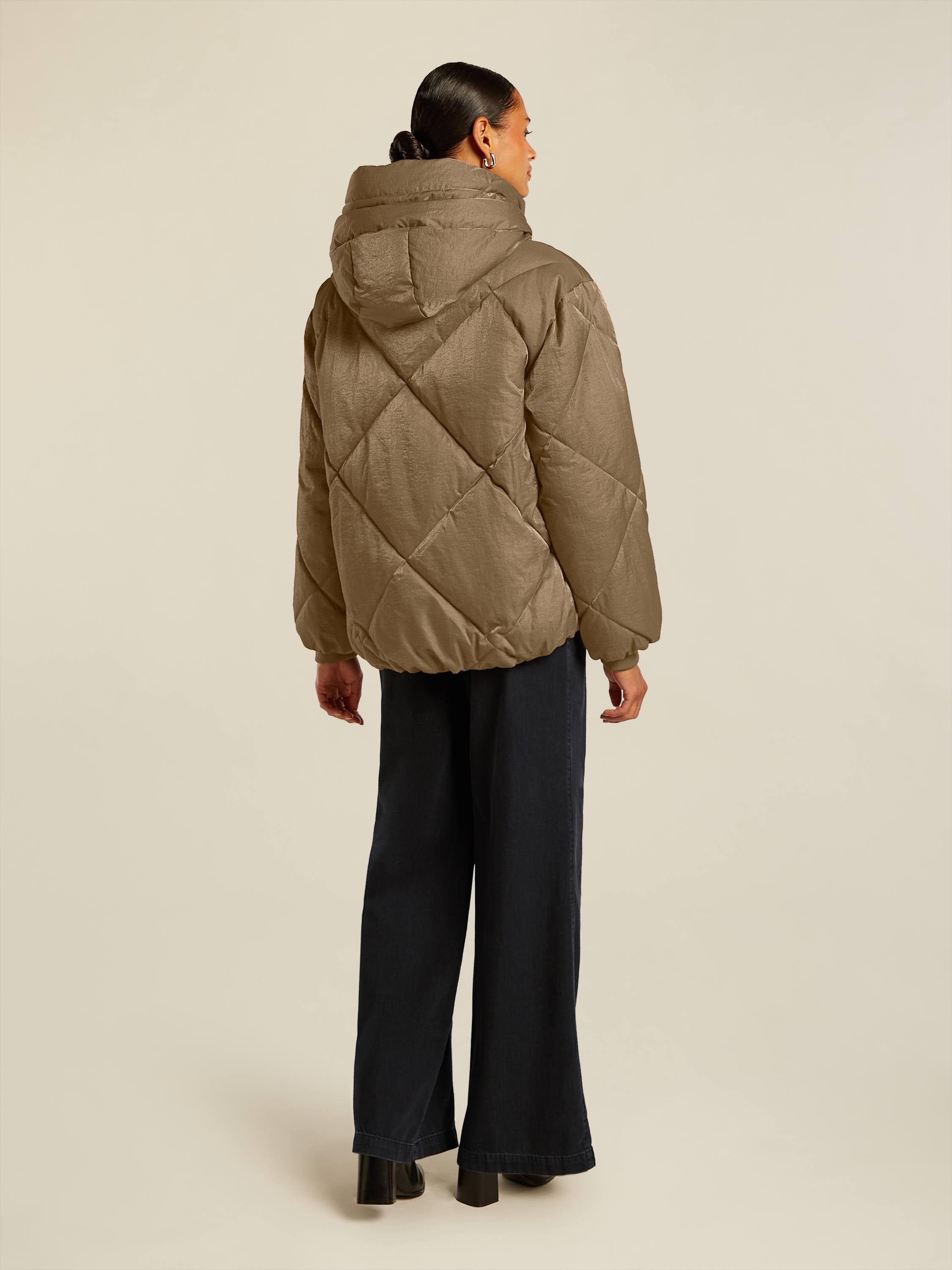 Nowy Puffer Jacket