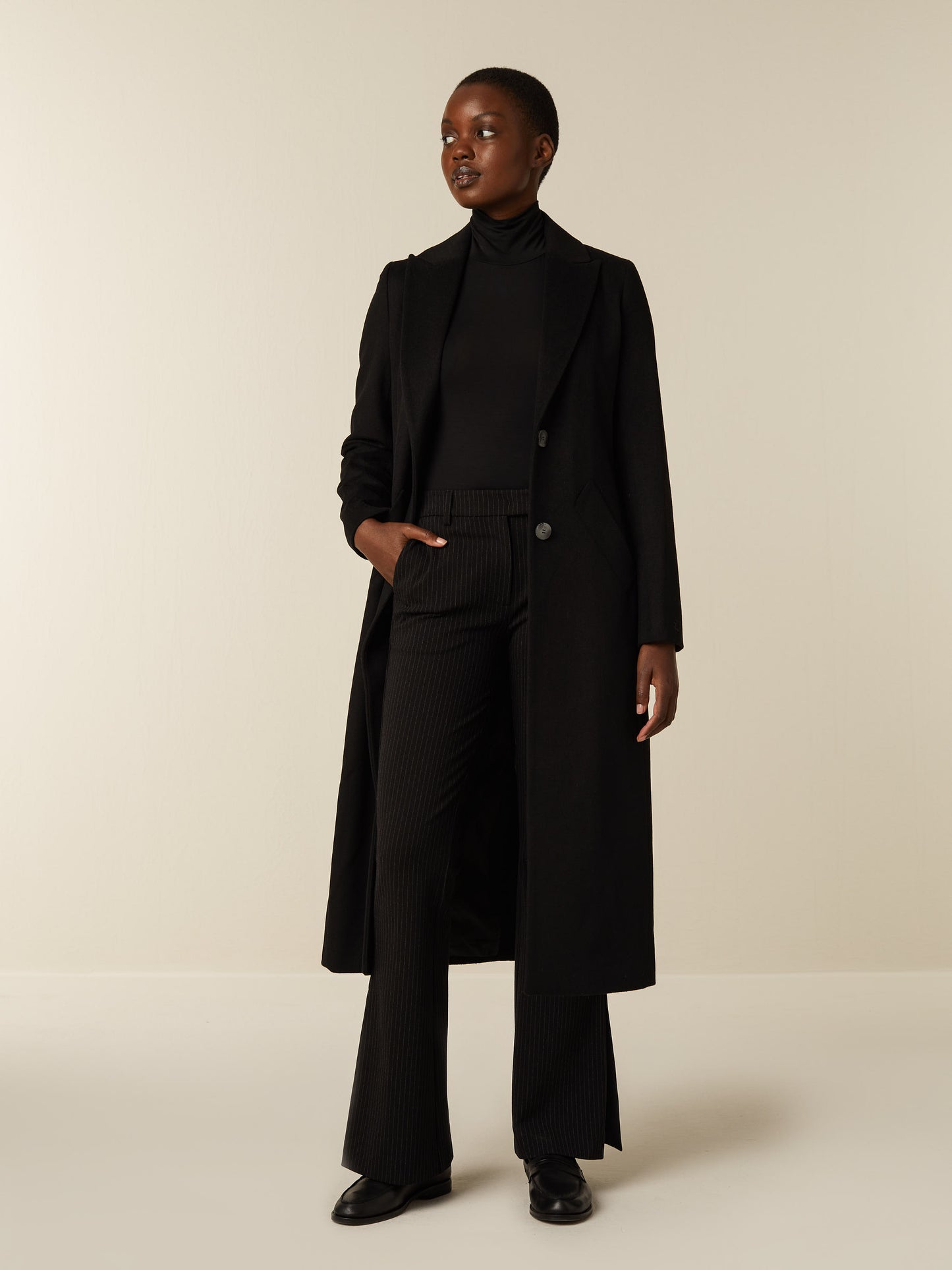 RHEA - Black
