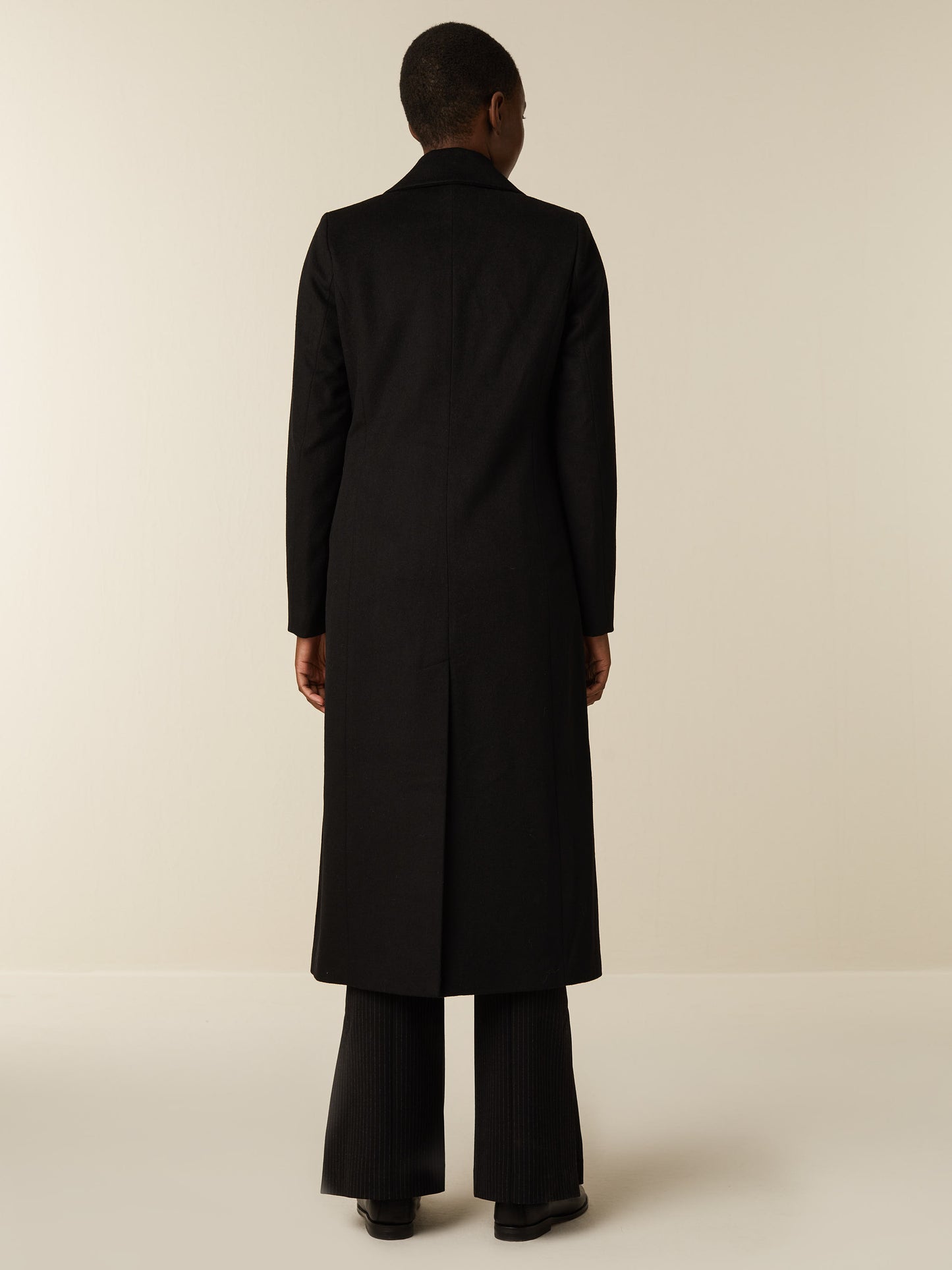 RHEA - Black