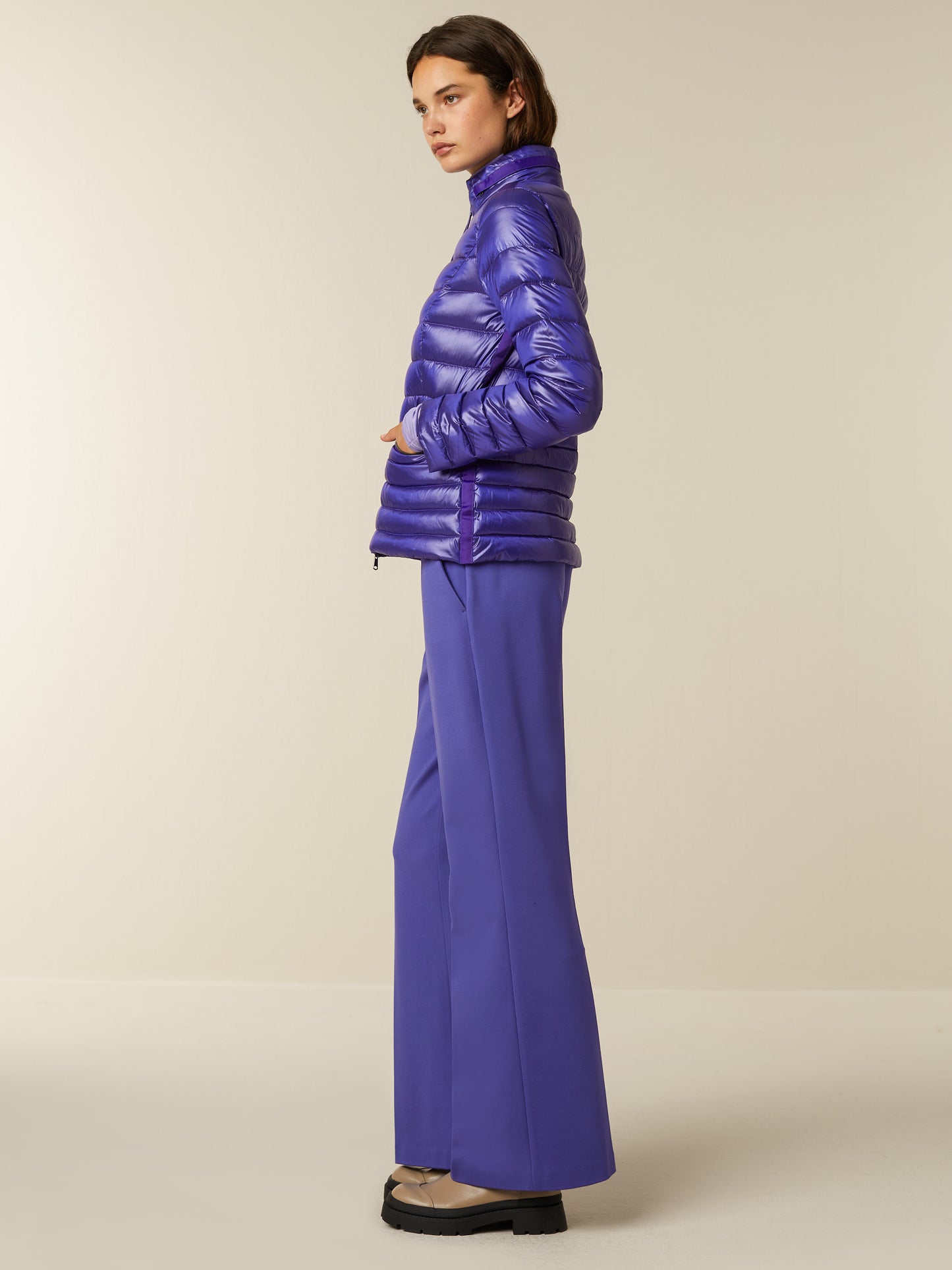 LILA - Dark Dahlia Purple