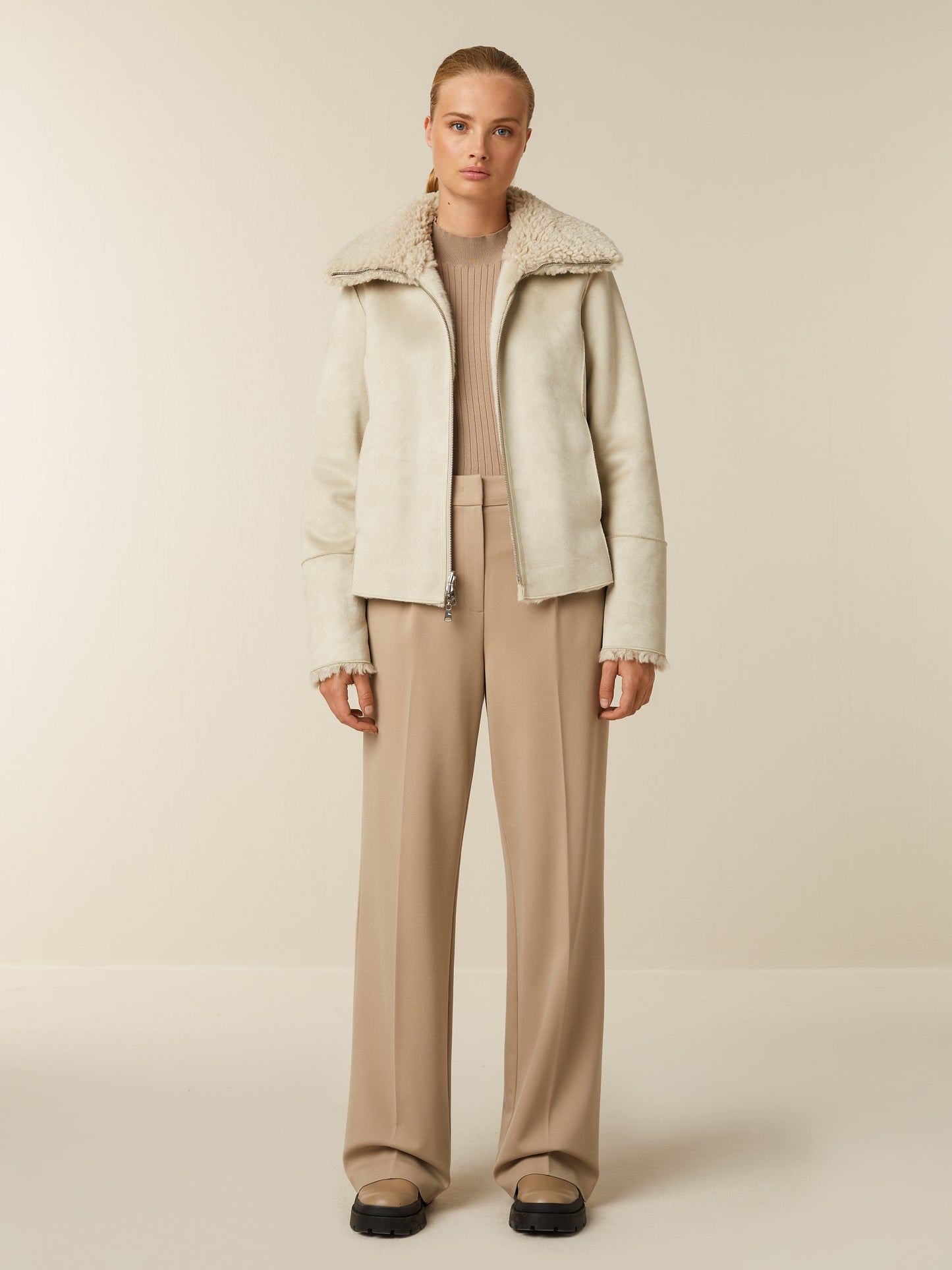YUKI - Off white