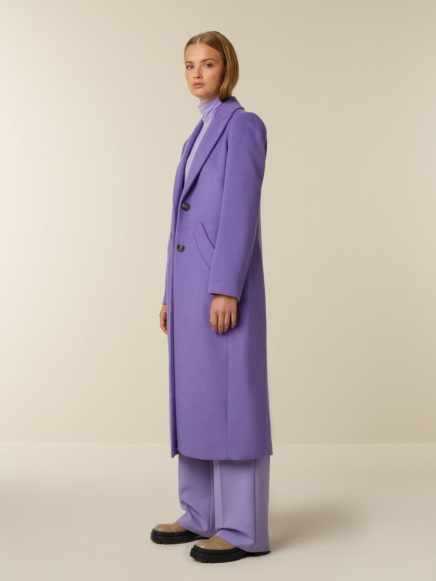 RHEA - Dahlia purple