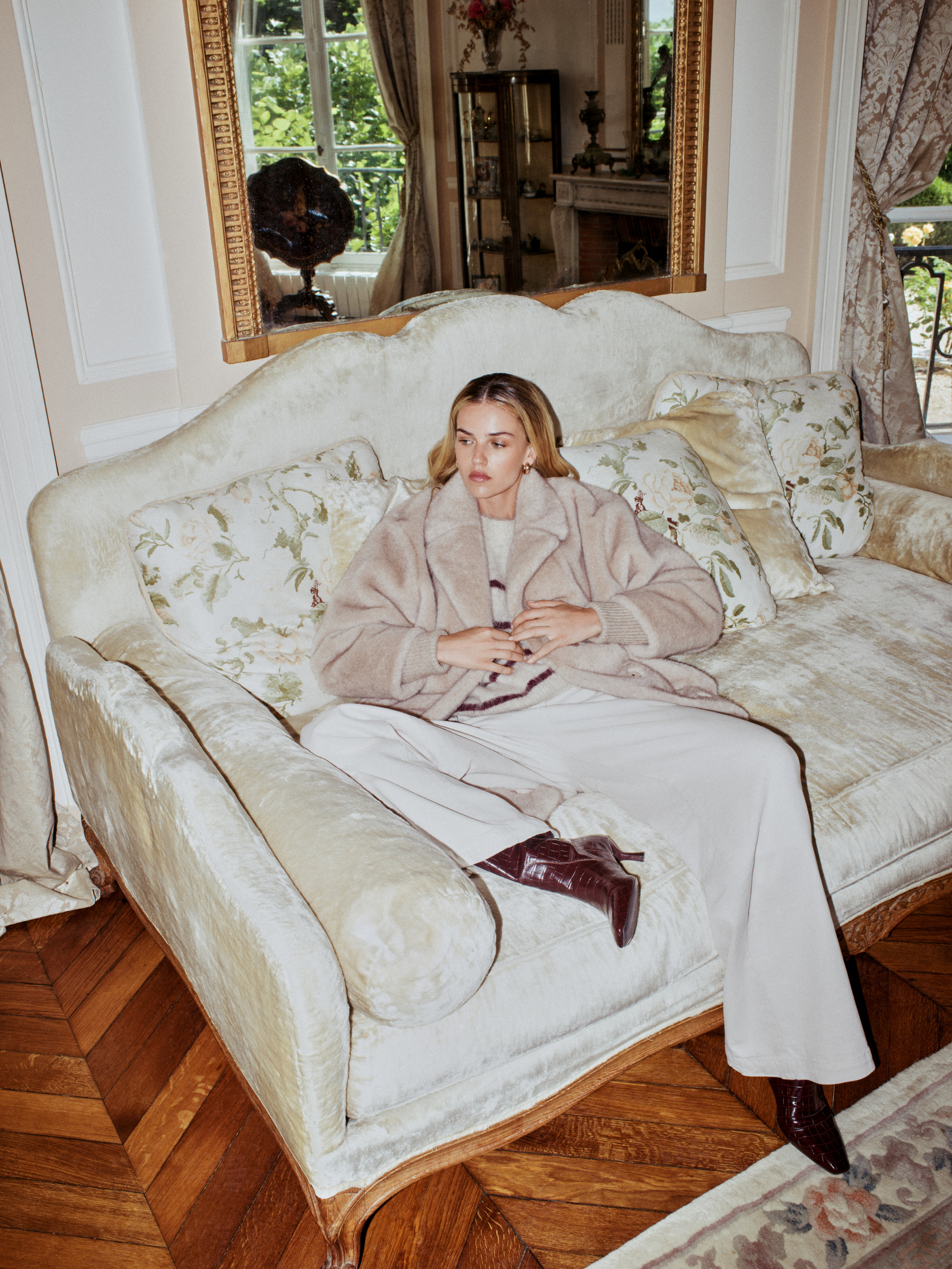 Gemmy Short Coat