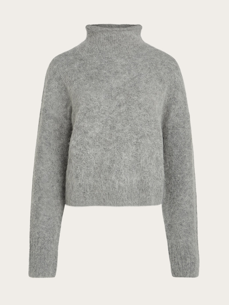 Angela Pullover