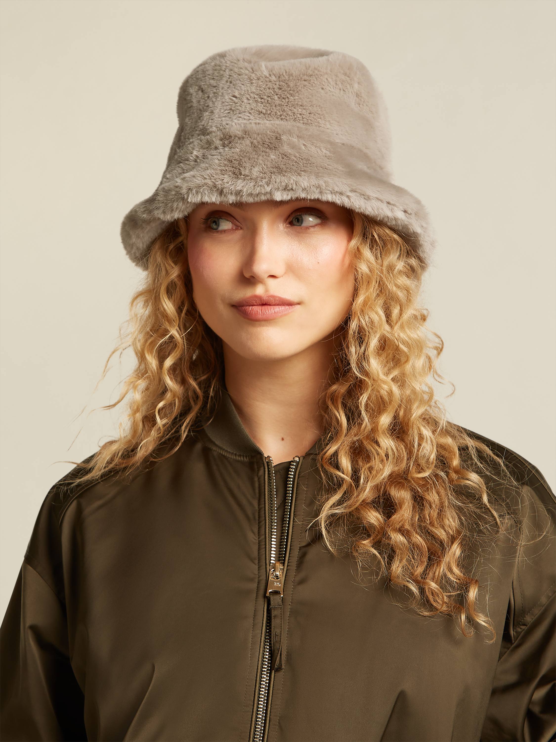 Bo Hat