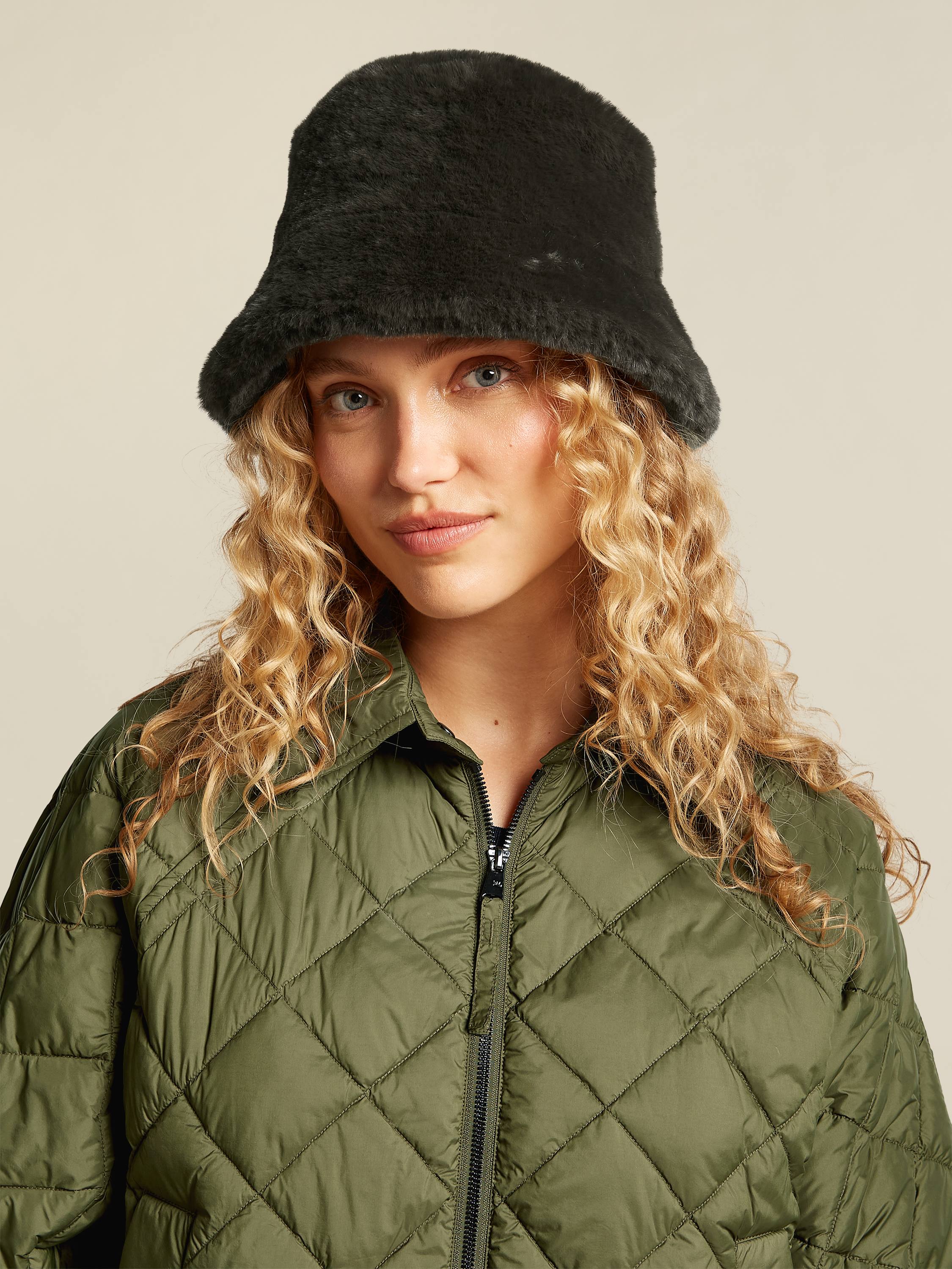 Bo Hat