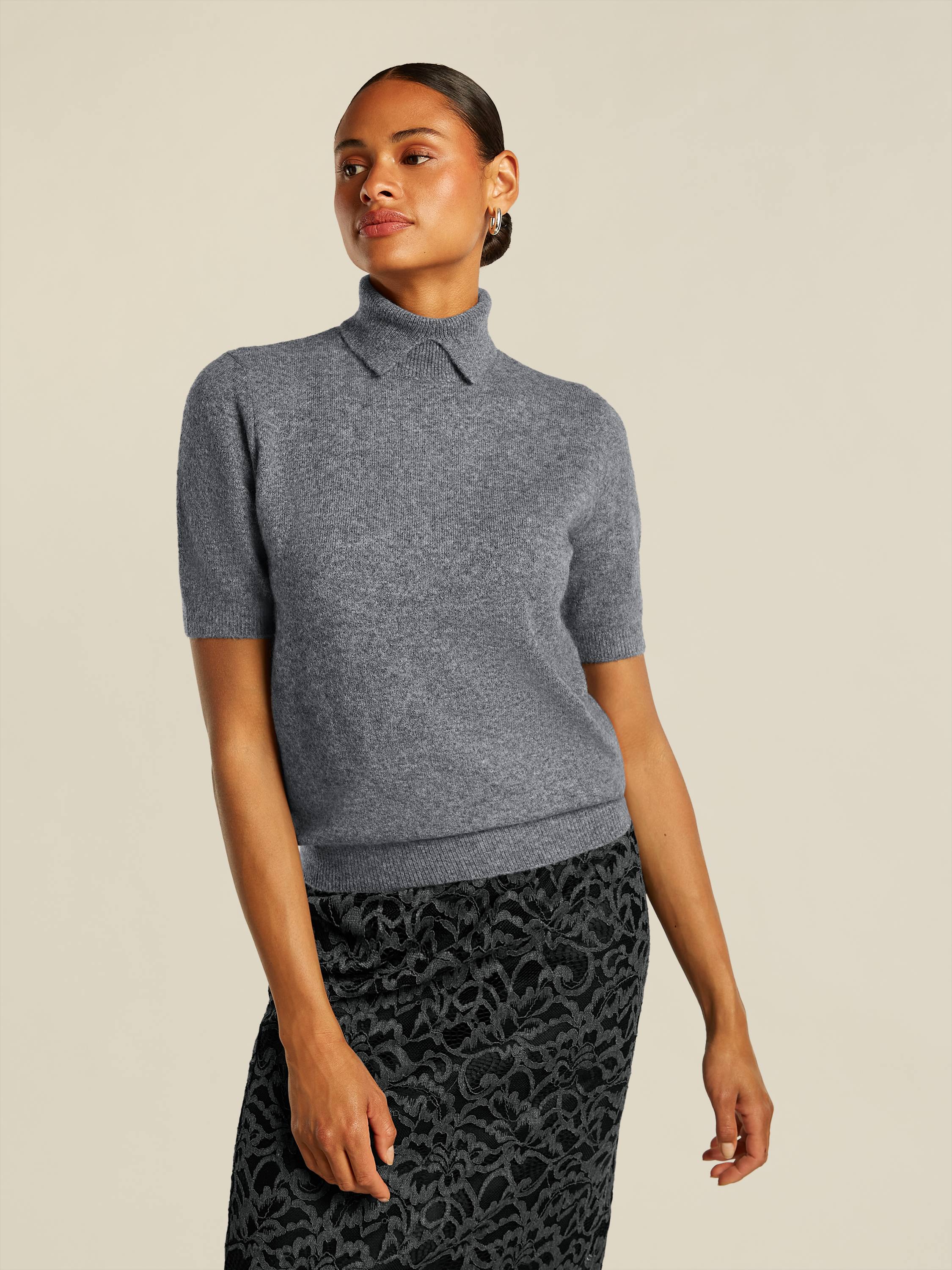 Briana Pullover