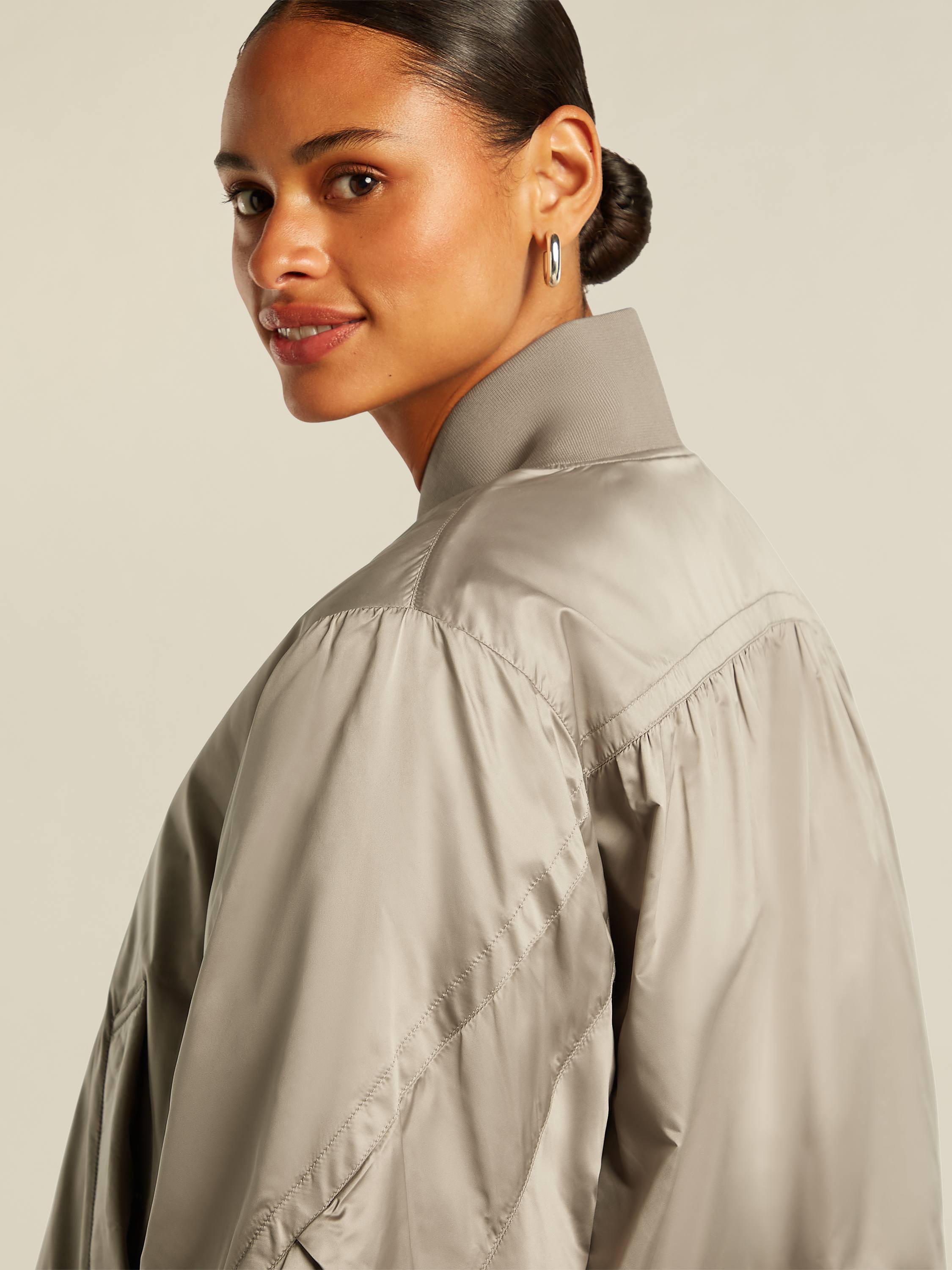 Elya Bomberjacket