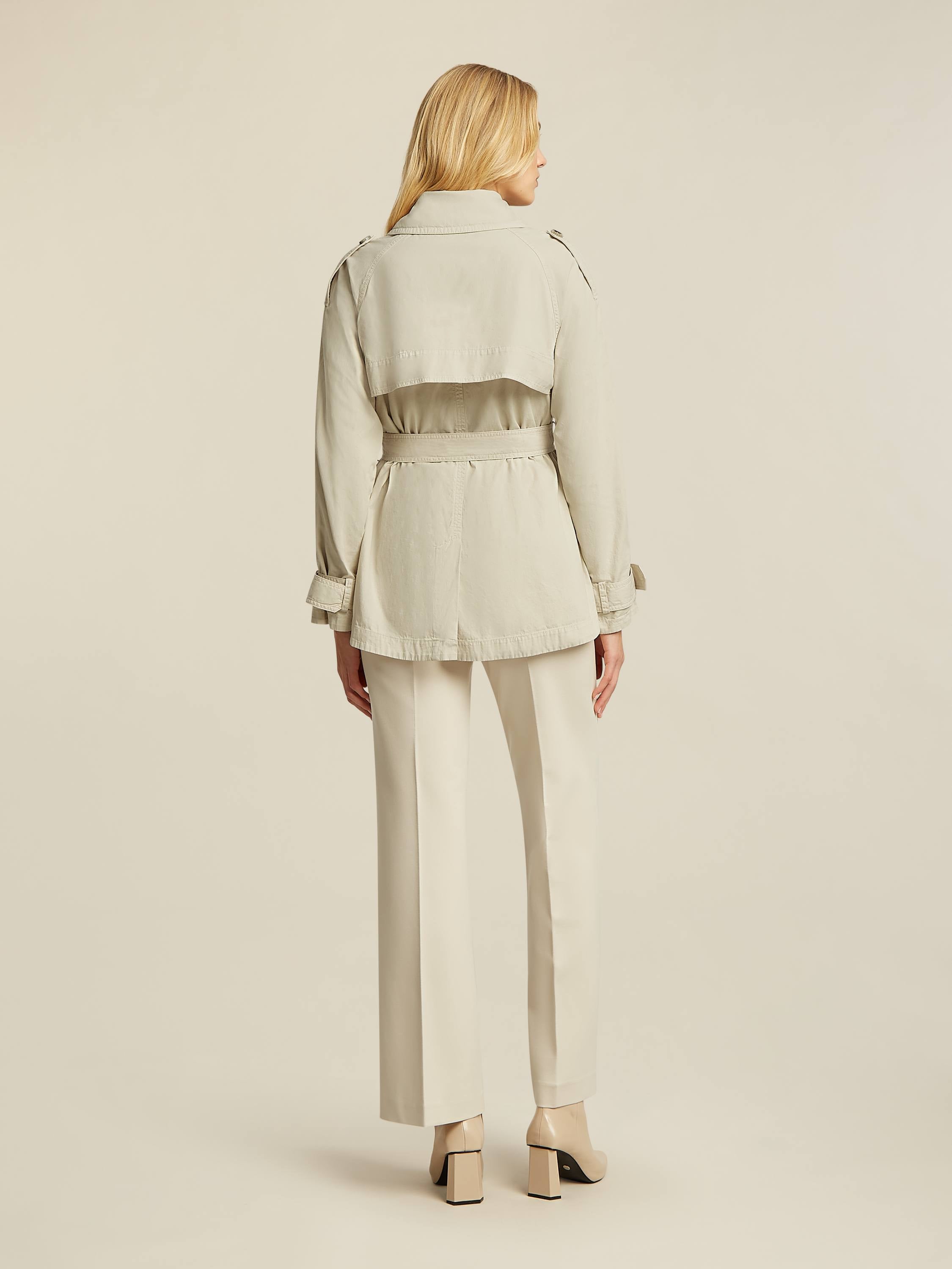 Harly short trench