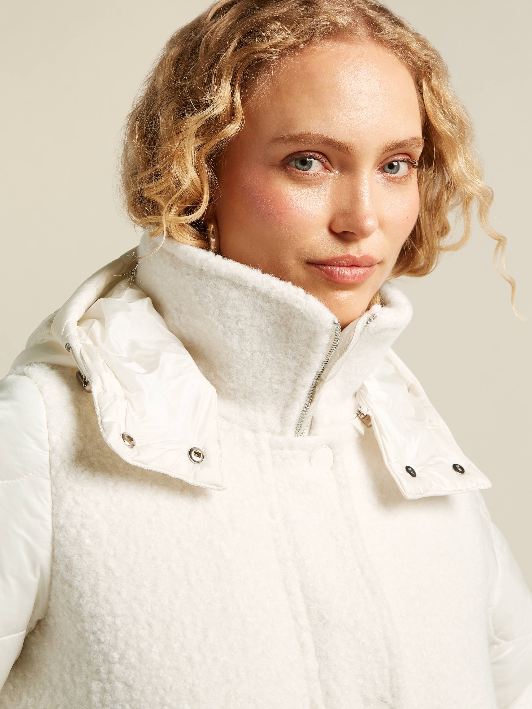 Jolia Coat