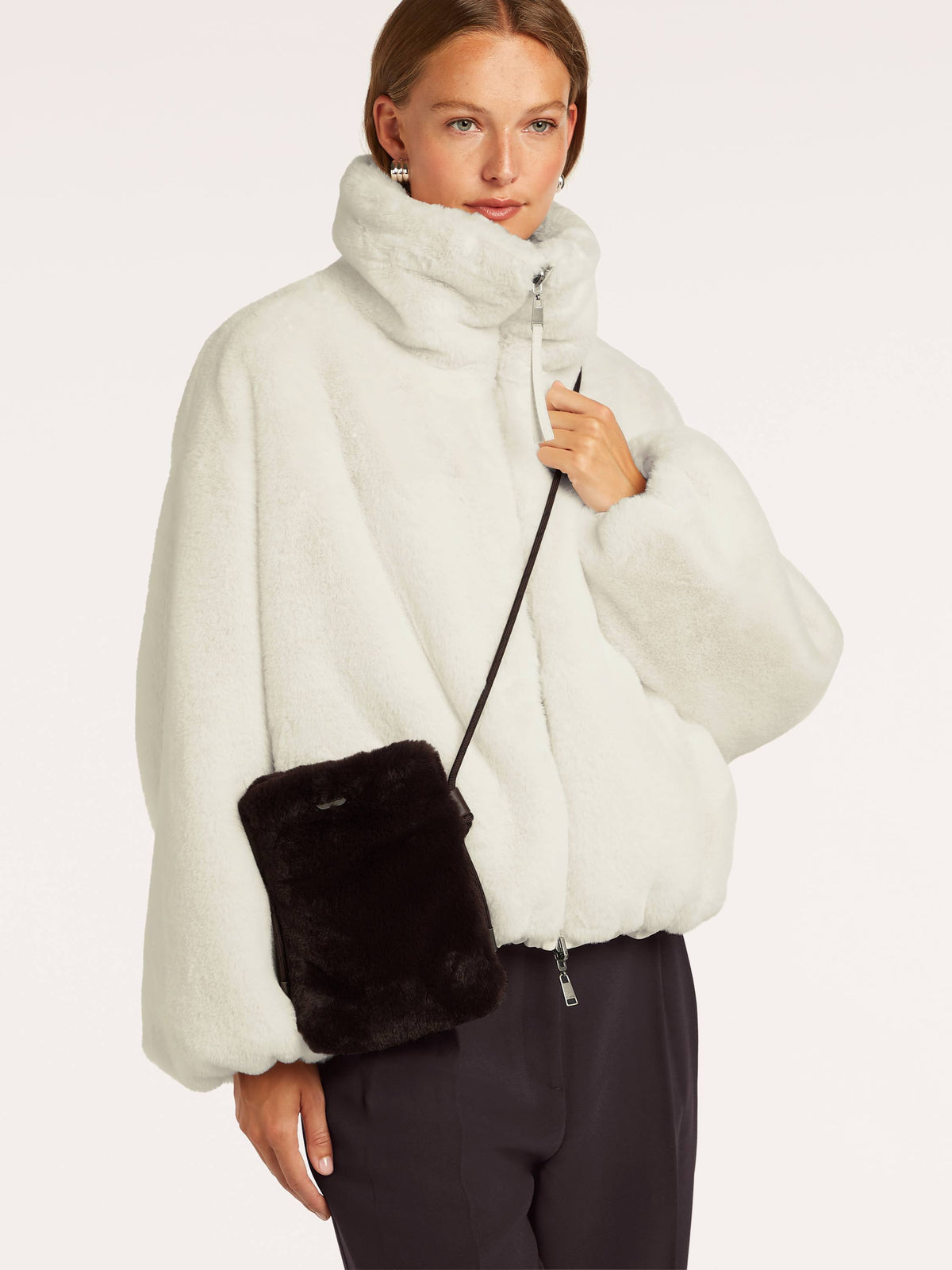 Nita Phone Pouch