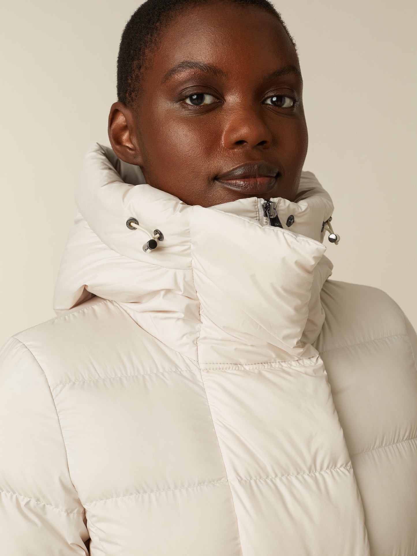 SHYLA - White pepper